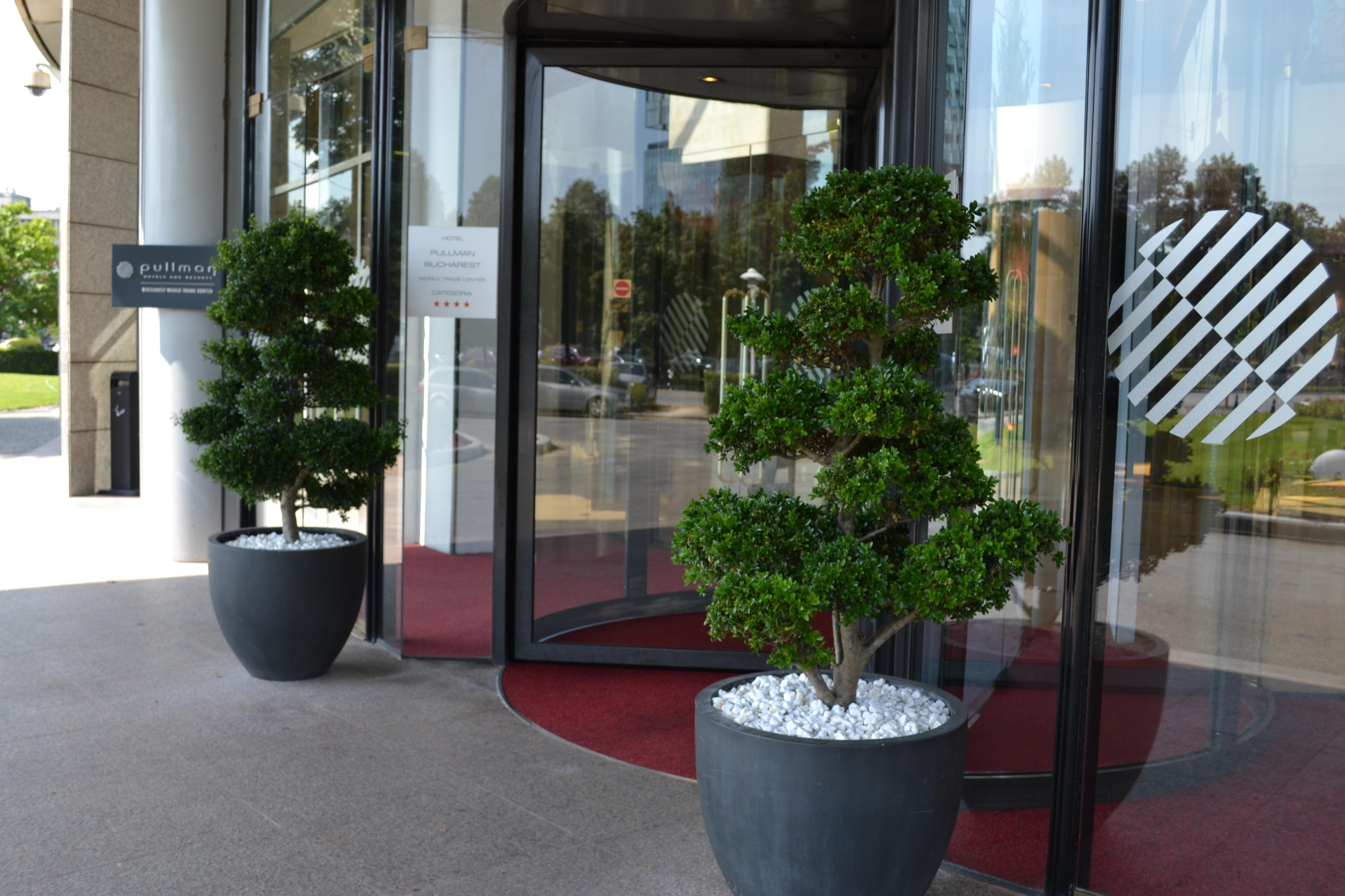 Pullman Bucharest World Trade Center Bucareste Exterior foto